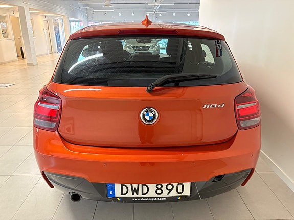 BMW 118d 5 of 16
