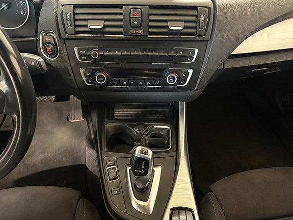 BMW 118d 12 of 16