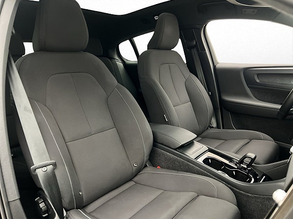 Volvo C40 12 of 30