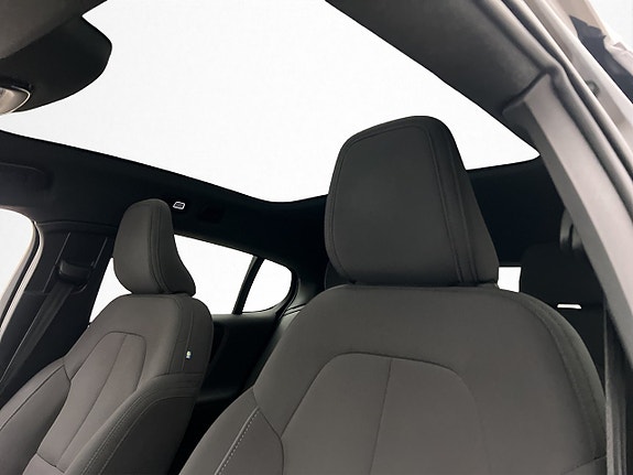Volvo C40 16 of 30