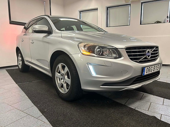 Volvo XC60 3 of 19
