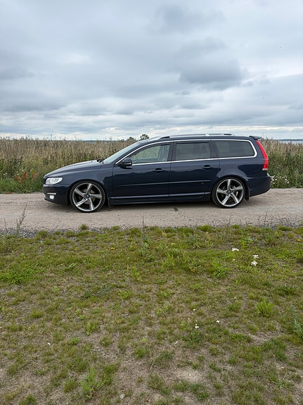 Volvo V70 7 of 7