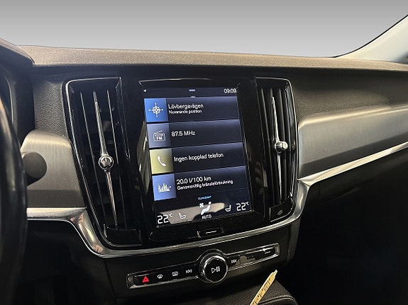 Volvo S90 15 of 16