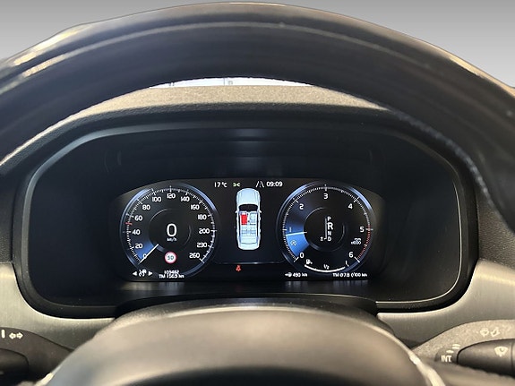 Volvo S90 16 of 16