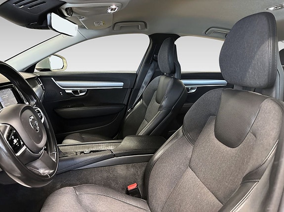 Volvo S90 8 of 16