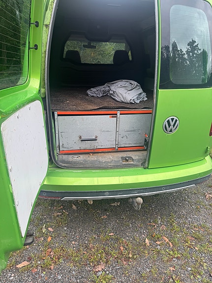 Volkswagen Caddy Alltrack 6 of 6