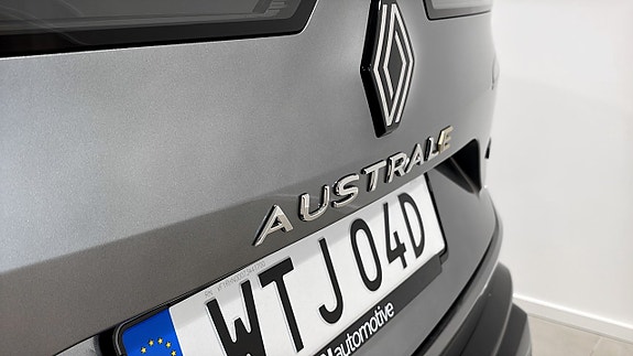 Renault Austral 10 of 15
