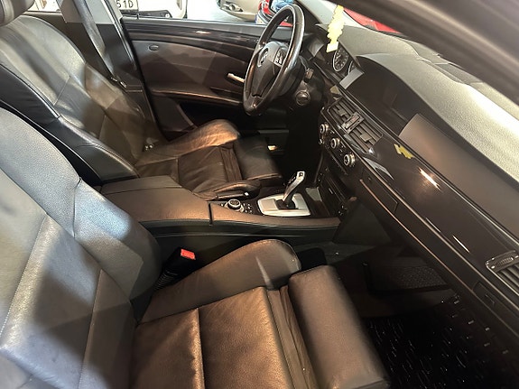 BMW 525 7 of 11