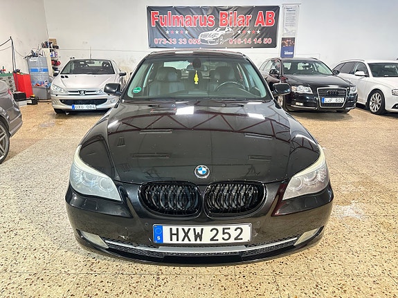 BMW 525 2 of 11