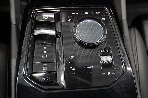BMW 530e 12 of 19