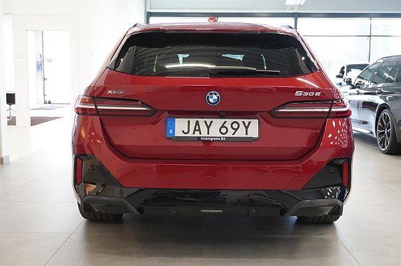 BMW 530e 19 of 19
