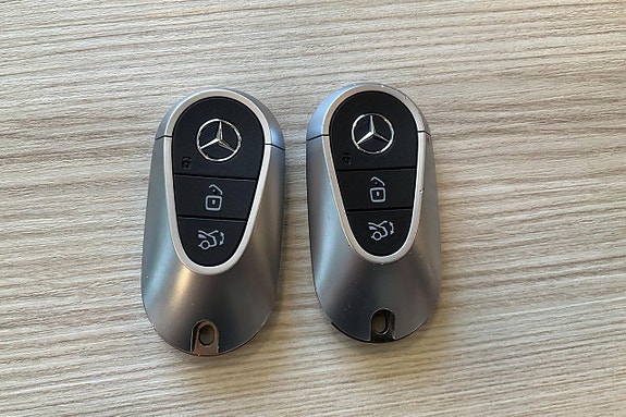 Mercedes-Benz EQE350 19 of 19