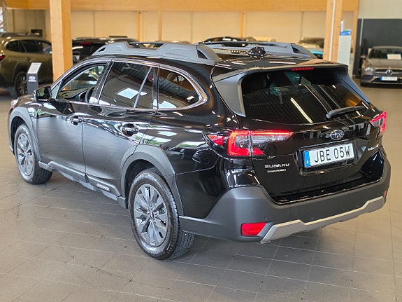 Subaru Outback 4 of 14