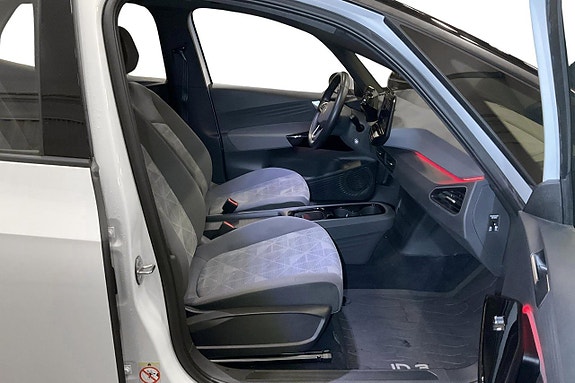 Volkswagen ID.4 8 of 16