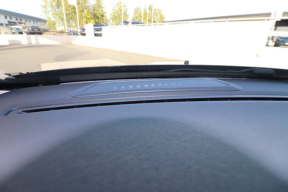 Volvo V70 18 of 25