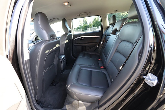 Volvo V70 15 of 25