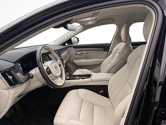 Volvo V90 15 of 30