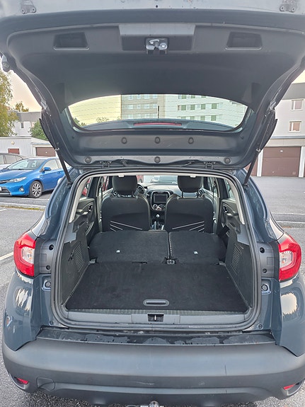 Renault Captur 10 of 16