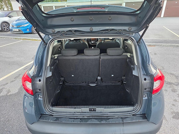 Renault Captur 9 of 16