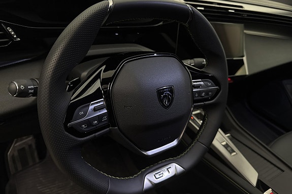 Peugeot 408 18 of 19