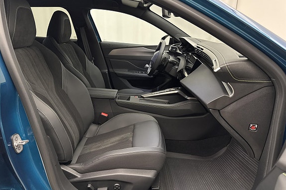 Peugeot 408 8 of 19