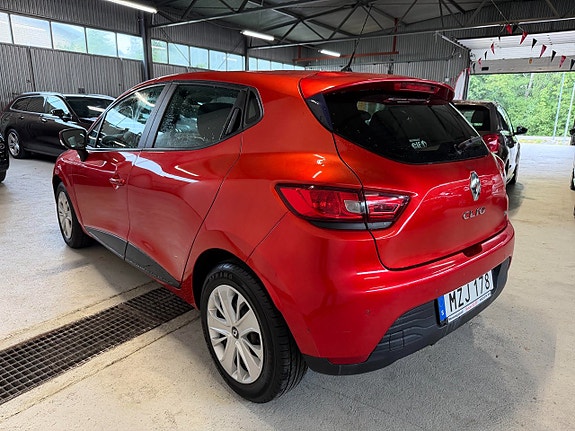 Renault Clio 3 of 16