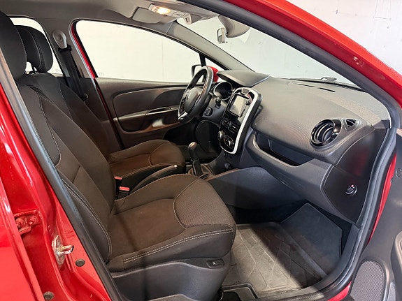 Renault Clio 6 of 16
