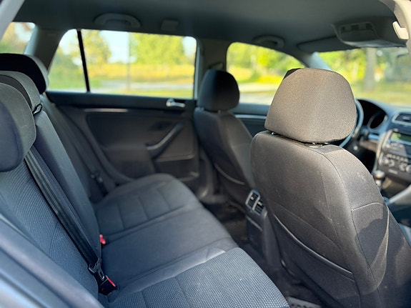 Volkswagen Golf VI 6 of 6