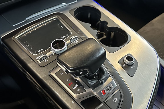 Audi SQ7 22 of 30
