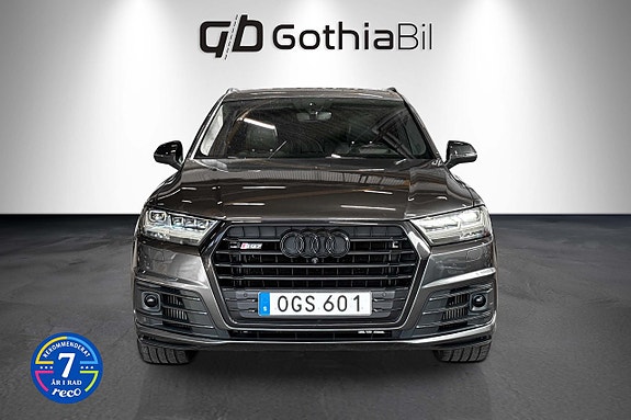 Audi SQ7 2 of 30