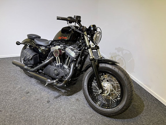 Harley-Davidson Sportster 1200 Forty-Eight /XL1200X 2 of 10
