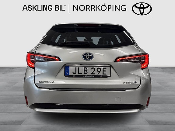 Toyota Corolla 5 of 11