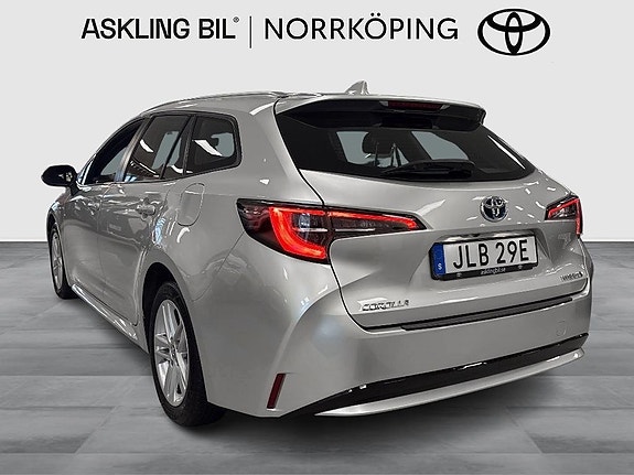 Toyota Corolla 3 of 11