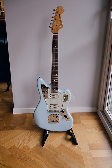 Fender Vintera 60s Jaguar Modified HH PF Sonic Blue