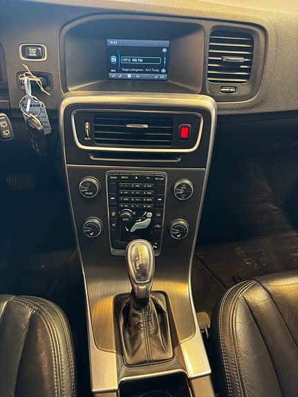 Volvo V60 9 of 11
