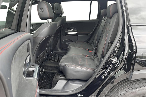 Mercedes-Benz GLB200 d 14 of 28