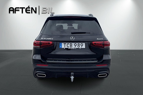 Mercedes-Benz GLB200 d 7 of 28