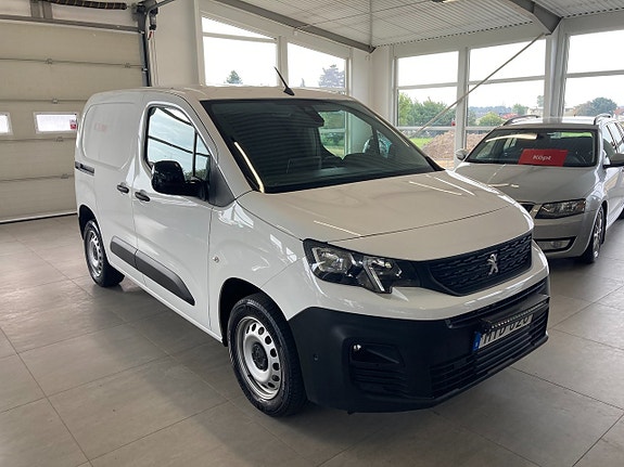 Peugeot Partner 2 of 9