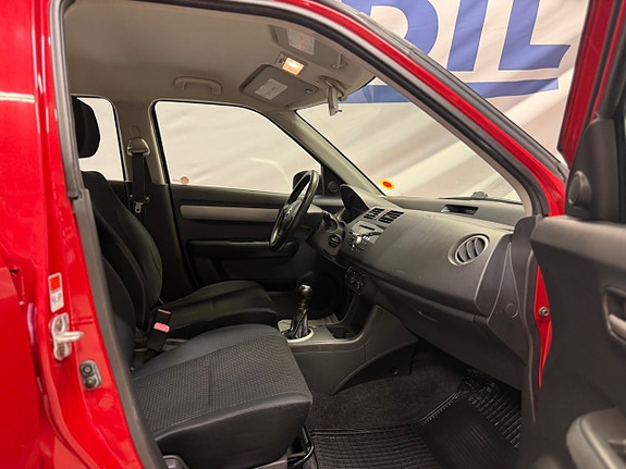 Suzuki Swift 7 of 10
