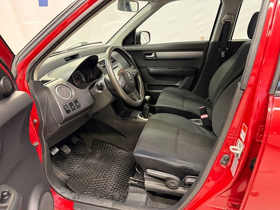 Suzuki Swift 5 of 10