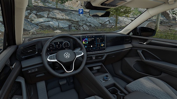 Volkswagen Tiguan 7 of 9