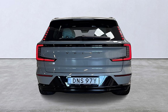 Volvo EX90 5 of 21
