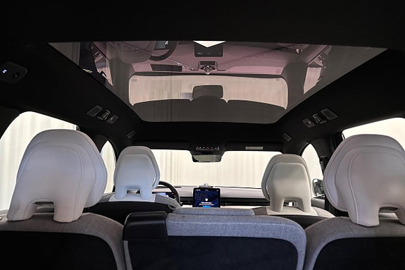 Volvo EX90 19 of 21