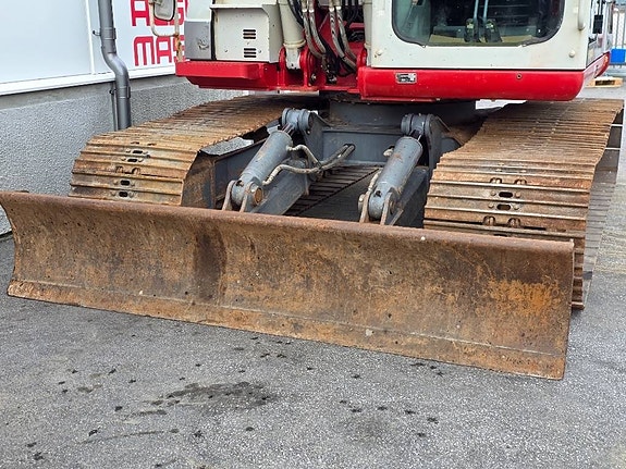 Takeuchi TB 2150 R 8 of 10