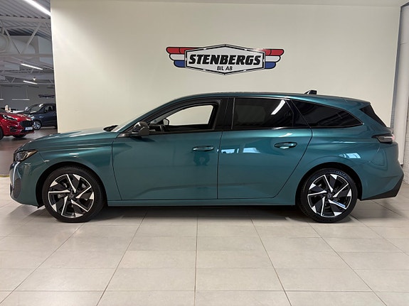 Peugeot 308 SW 3 of 17