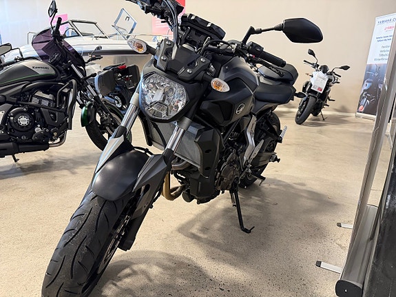 Yamaha MT-07 MIVV helsystem 4 of 4