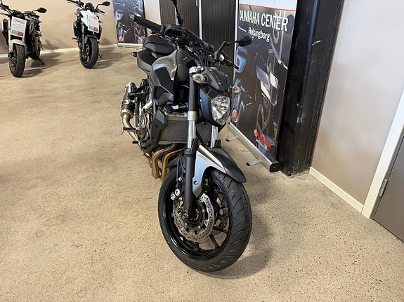 Yamaha MT-07 MIVV helsystem 3 of 4