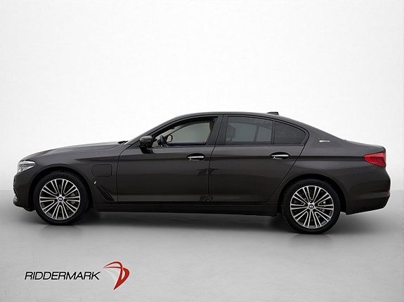 BMW 530e 4 of 30