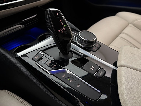 BMW 530e 28 of 30