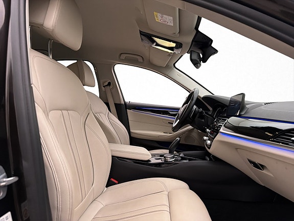 BMW 530e 14 of 30